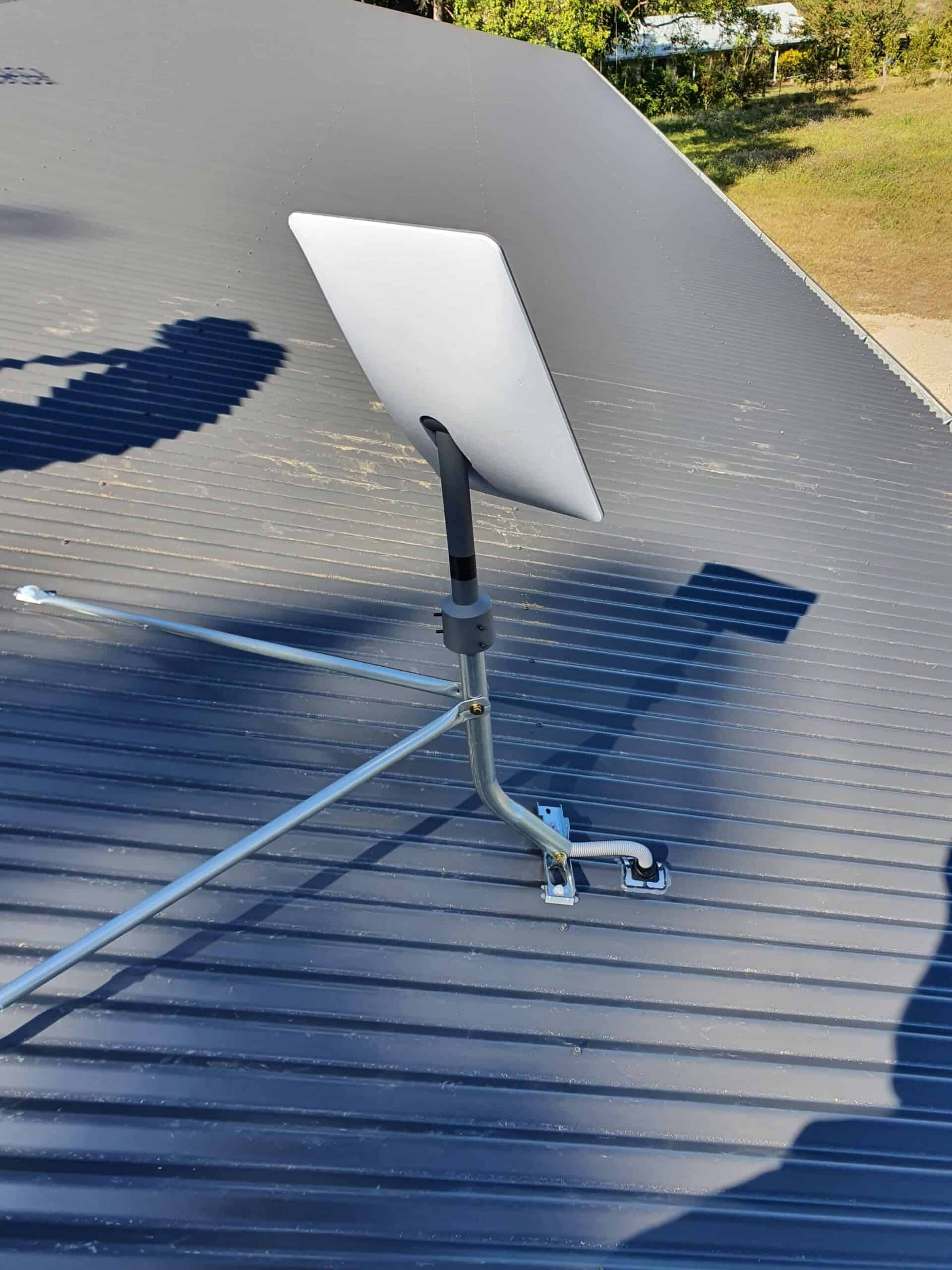 Roof mounted Starlink satellite dish