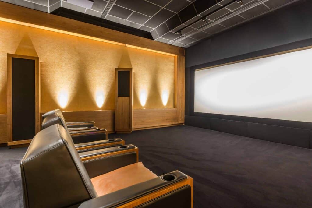 Hybrid home theatre system with TV and projector